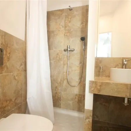 Exquisit 4 Bedroom Apartment In Lisbon Lisboa